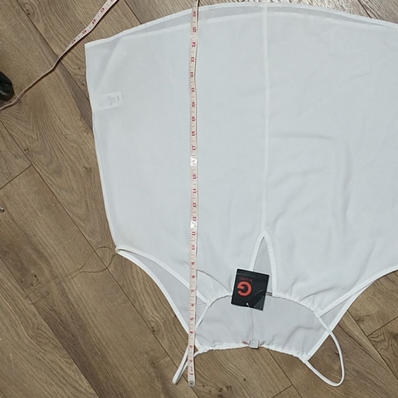 G by guess caylee keyhole tank top sleeveless size XL NWT - Picture 3 of 9